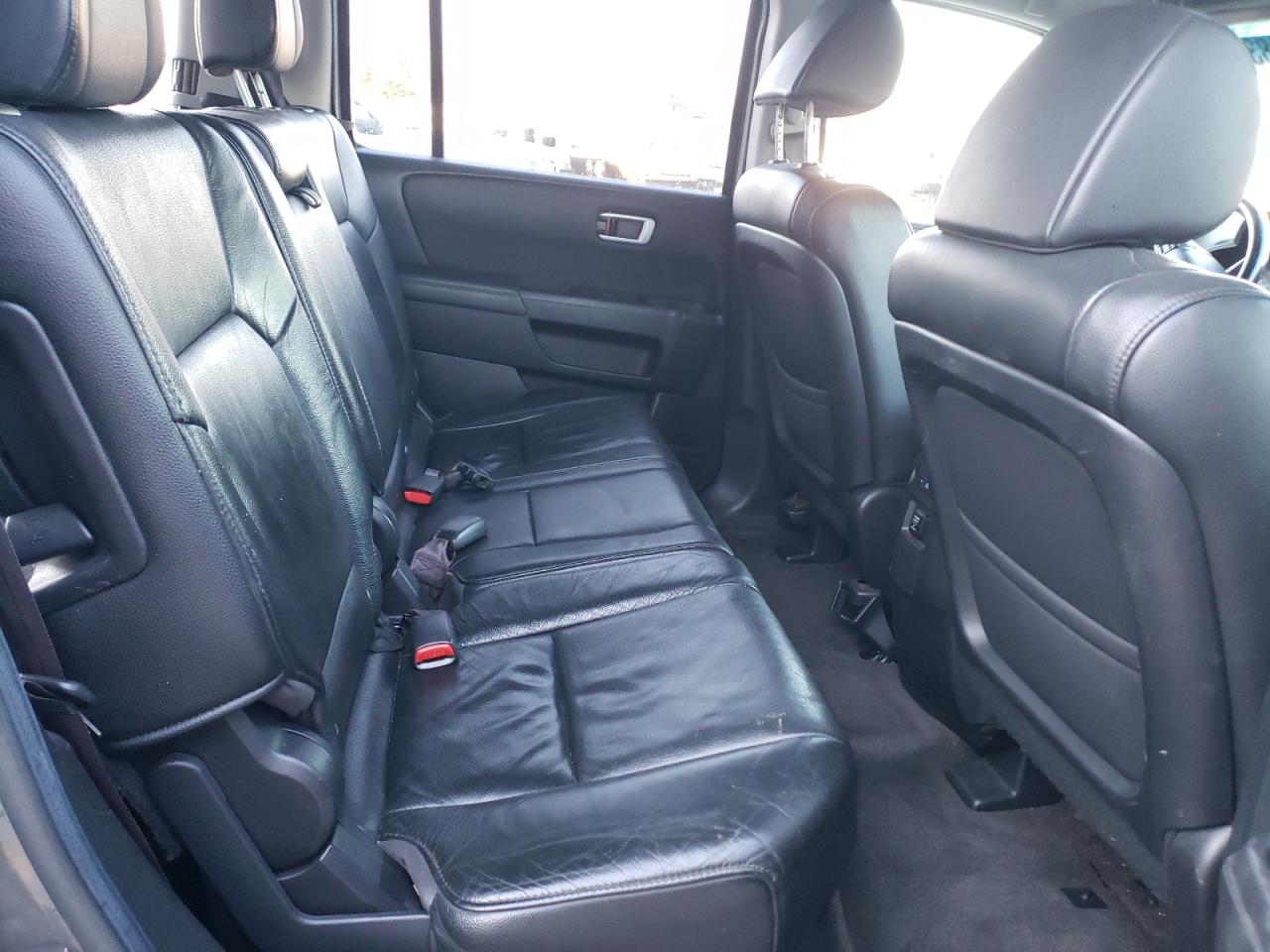 2012 Honda Pilot VIN 5FNYF4H7XCB008137 Copart auction photo, rear end / hail damage thumbnail 11