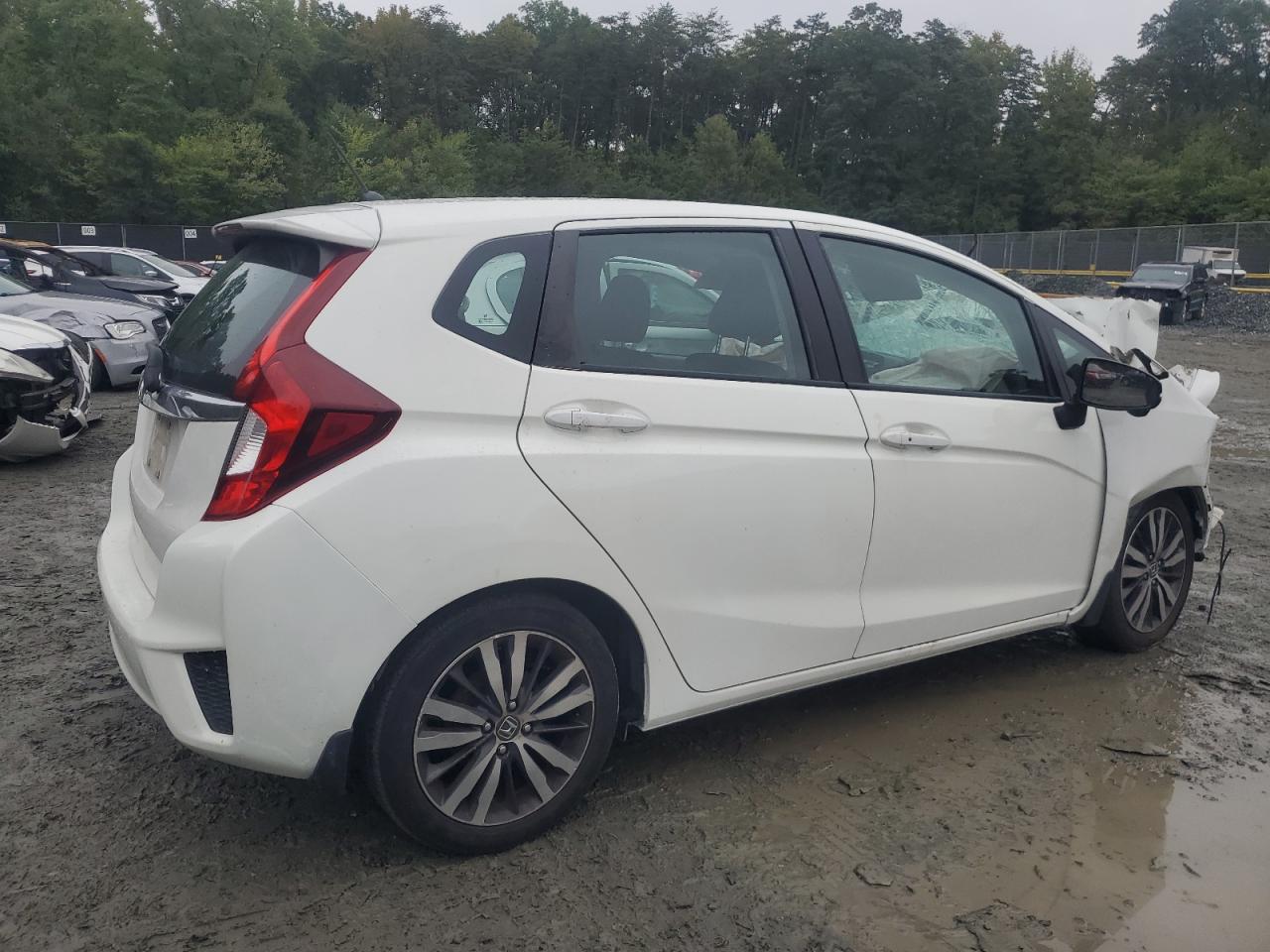 2015 Honda Fit VIN 3HGGK5H82FM774368 Copart auction photo, front end damage thumbnail 3