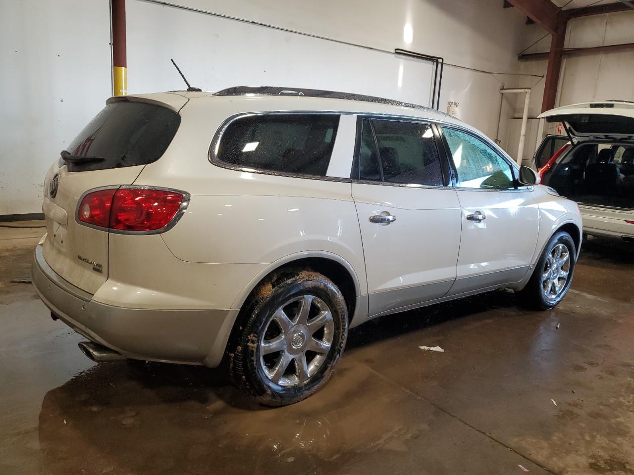 2008 Buick Enclave VIN 5GAEV23738J242042 Copart auction photo, front end damage thumbnail 3