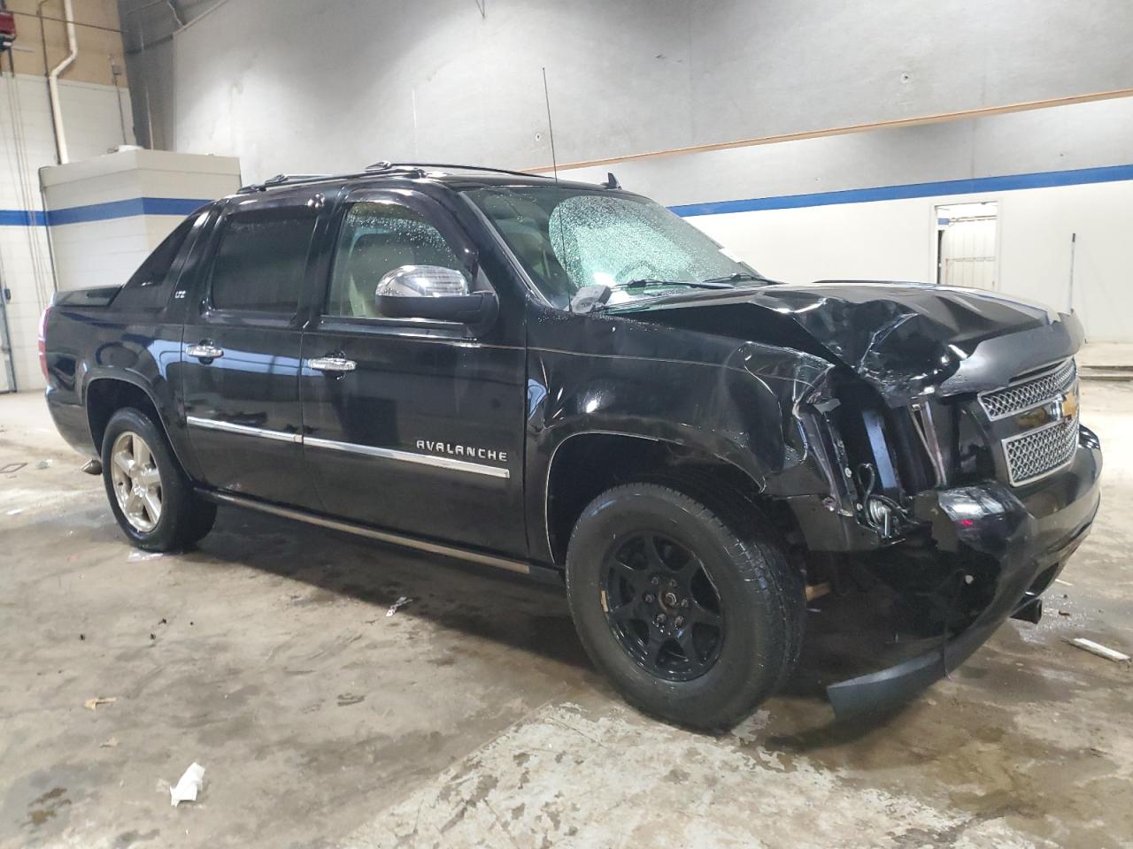 2012 Chevrolet Avalanche VIN 3GNTKGE77CG110296 Copart auction photo, front end damage thumbnail 4