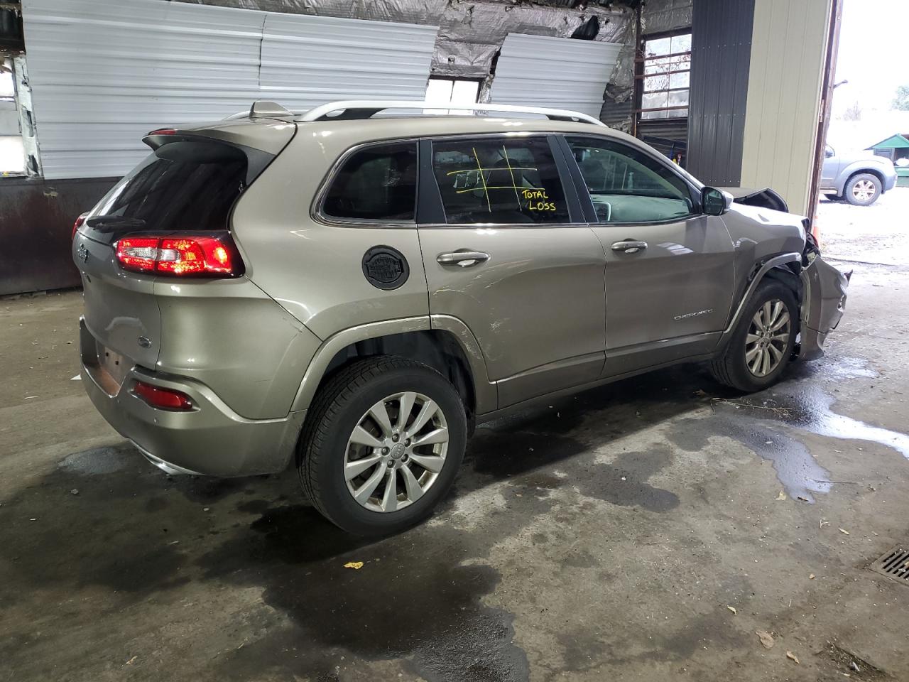 2017 Jeep Cherokee VIN 1C4PJMJS8HW503528 Copart auction photo, front end damage thumbnail 3