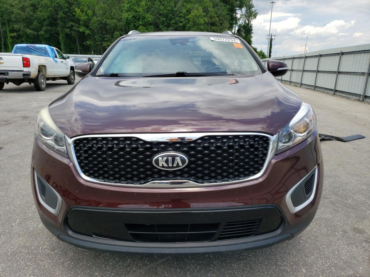 2017 KIA Sorento VIN 5XYPG4A50HG302907 Copart auction photo, all over / undercarriage damage thumbnail 5