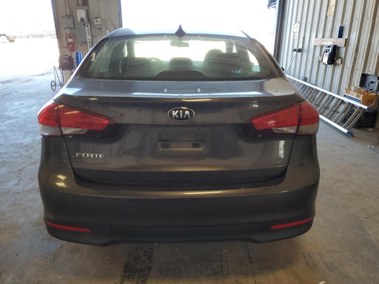 2018 KIA Forte VIN 3KPFK4A75JE169205 Copart auction photo, water/flood / hail damage thumbnail 6