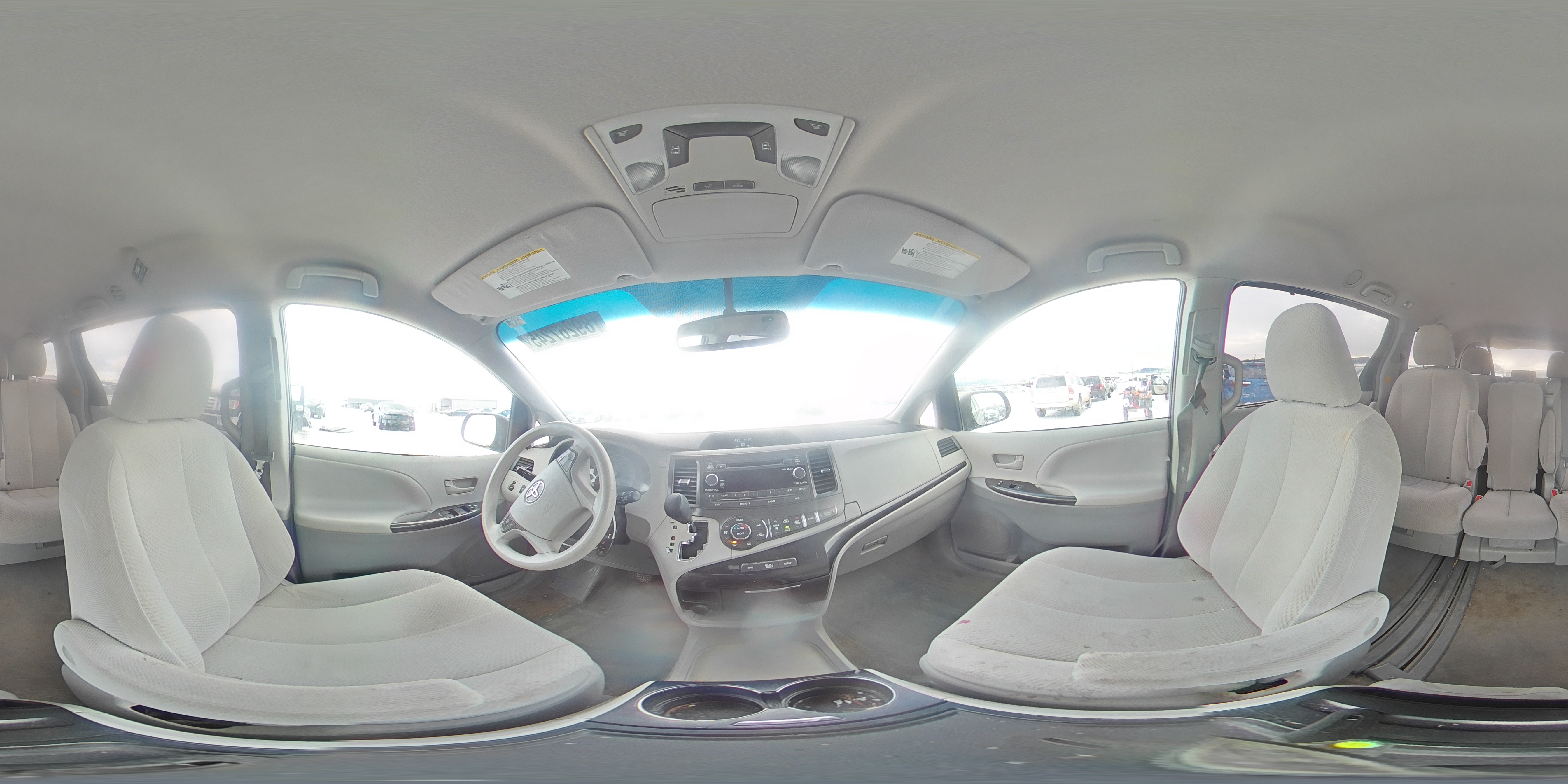 2013 Toyota Sienna VIN 5TDKK3DC6DS282429 Copart auction photo, front end / minor dent/scratches damage thumbnail 13