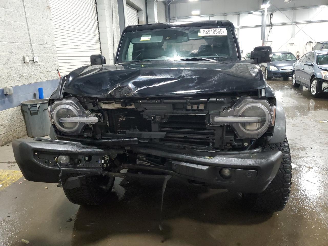 2023 Ford Bronco VIN 1FMEE5DP1PLB56063 Copart auction photo, front end damage thumbnail 5