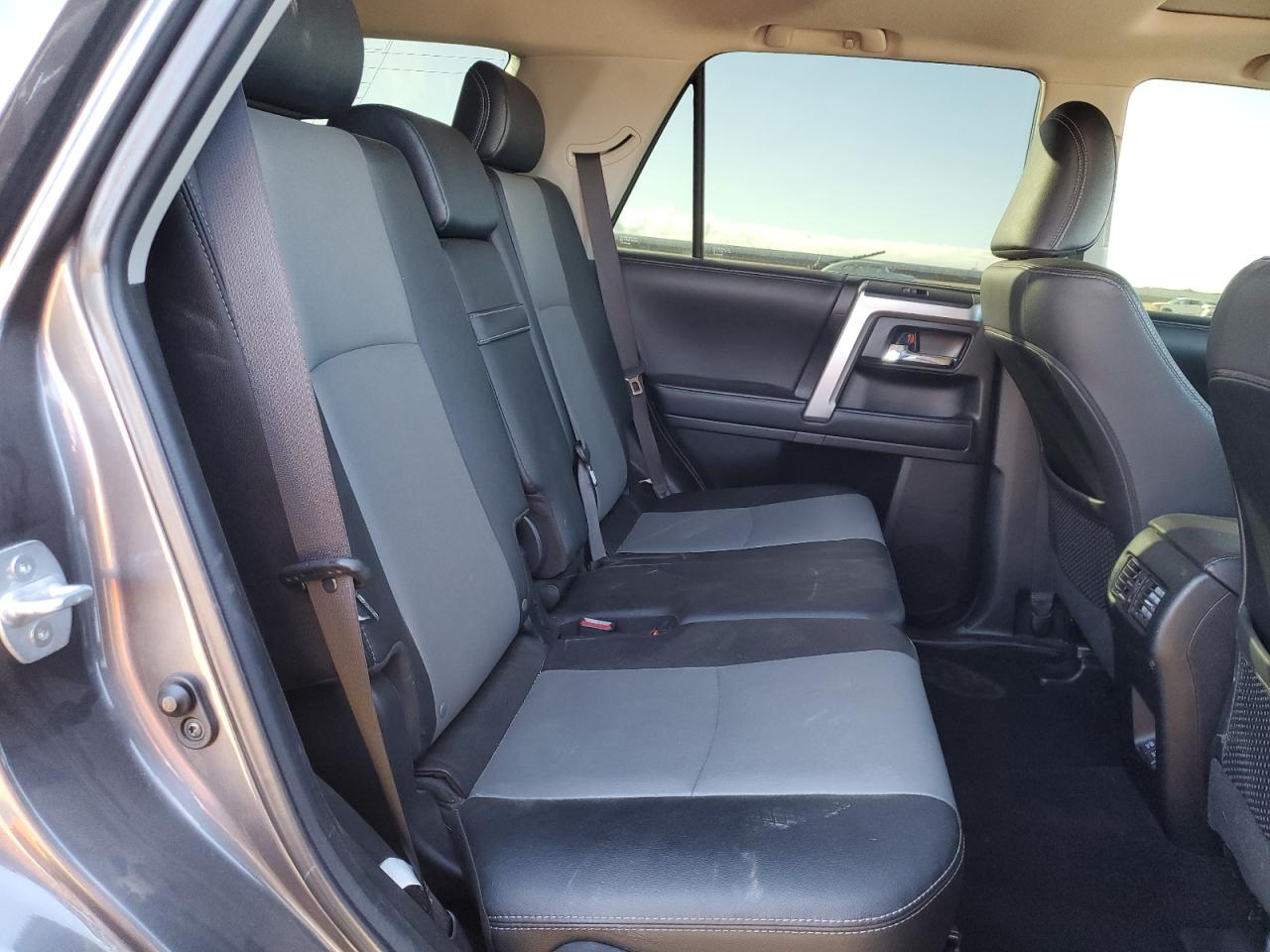 2021 Toyota 4Runner VIN JTENU5JRXM5961553 Copart auction photo, rear end damage thumbnail 12