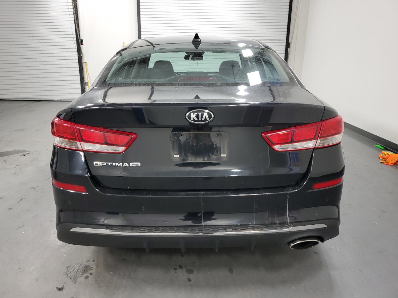 2020 KIA Optima VIN 5XXGT4L34LG420477 Copart auction photo, mechanical / minor dent/scratches damage thumbnail 6