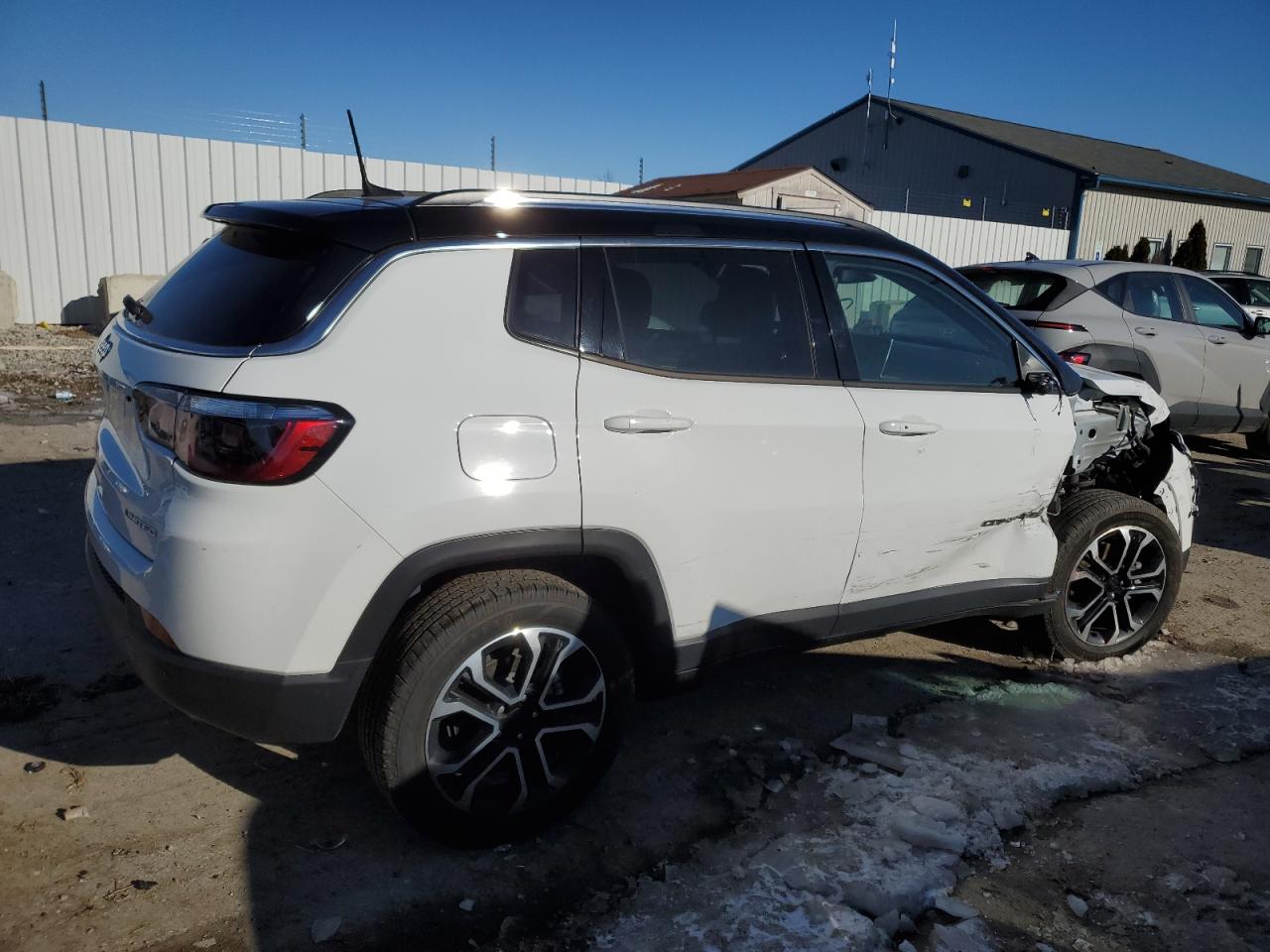 2022 Jeep Compass VIN 3C4NJDCB7NT146185 Copart auction photo, front end / side damage thumbnail 3