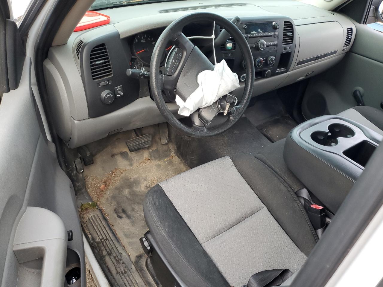 2009 Chevrolet Silverado VIN 1GCEC19J39E127713 Copart auction photo, front end / undercarriage damage thumbnail 8
