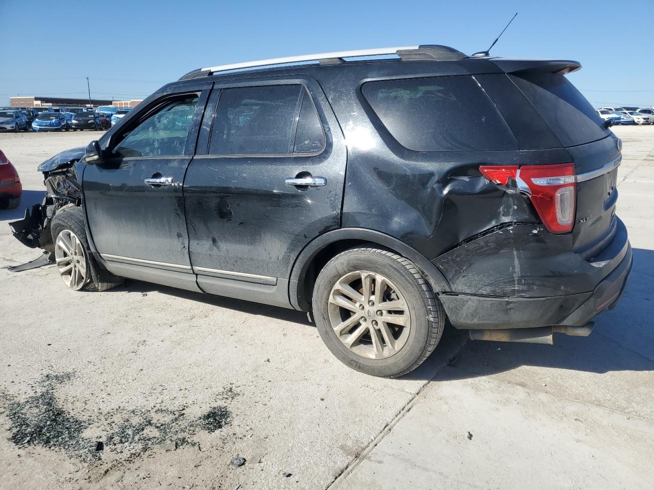 2011 Ford Explorer VIN 1FMHK7D8XBGA52070 Copart auction photo, front end / rear end damage thumbnail 2