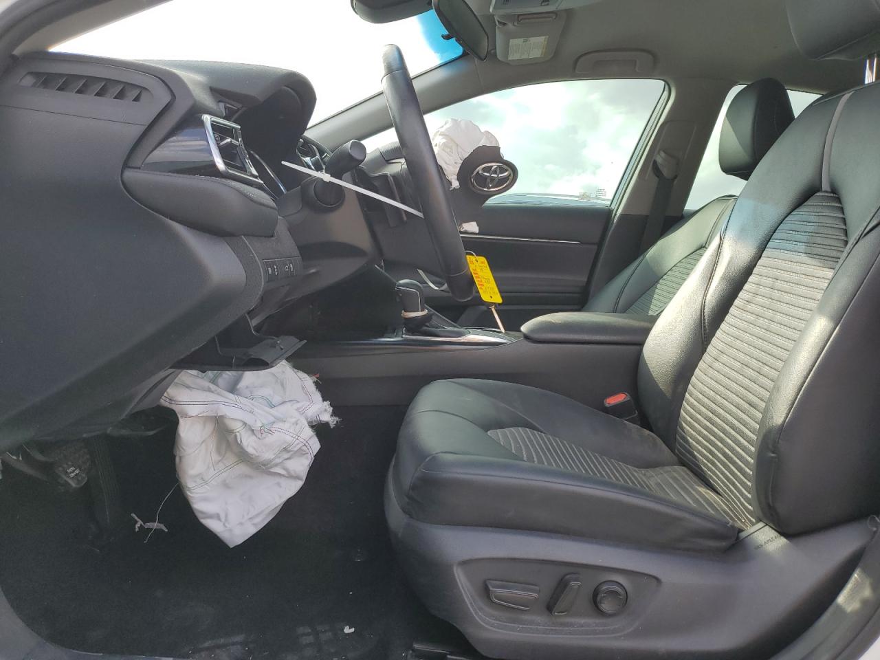 2018 Toyota Camry VIN 4T1B11HK3JU646723 Copart auction photo, front end / minor dent/scratches damage thumbnail 7