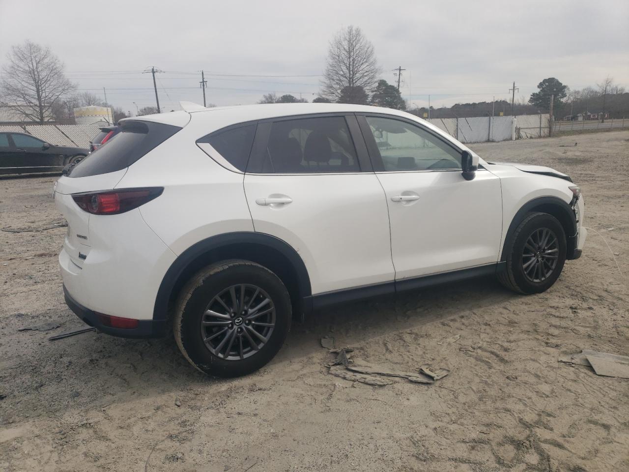 2020 Mazda CX-5 VIN JM3KFBCM4L0747789 Copart auction photo, front end / side damage thumbnail 3