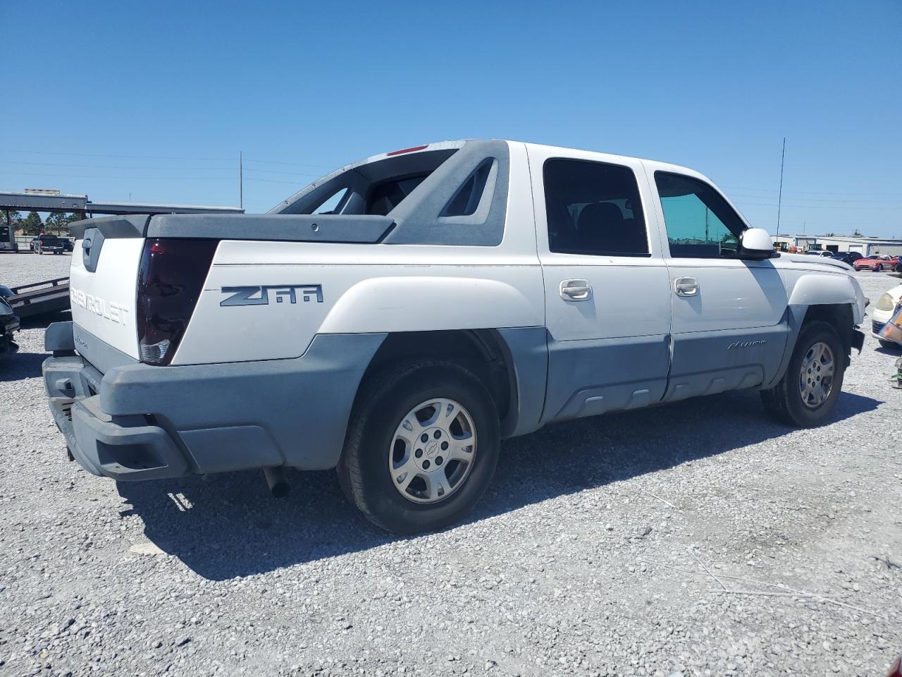 2002 Chevrolet Avalanche VIN 3GNEC13T02G139219 Copart auction photo, front end damage thumbnail 3