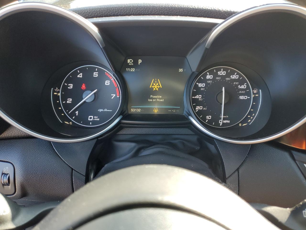 2017 Alfa Romeo Giulia VIN ZARFAEBN8H7525734 Copart auction photo, vandalism / mechanical damage thumbnail 9