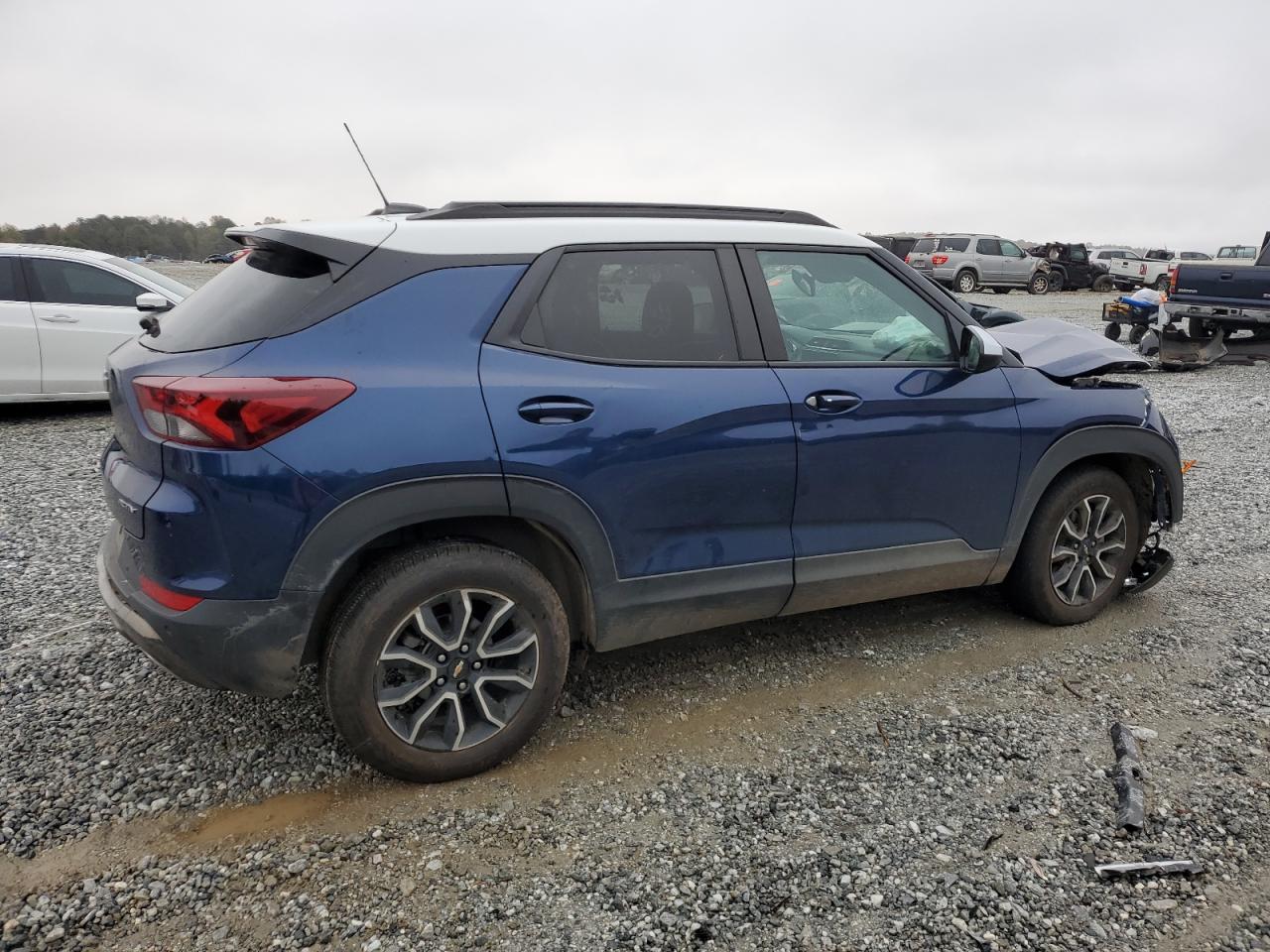2023 Chevrolet TrailBlazer VIN KL79MVSLXPB040310 Copart auction photo, front end / minor dent/scratches damage thumbnail 3