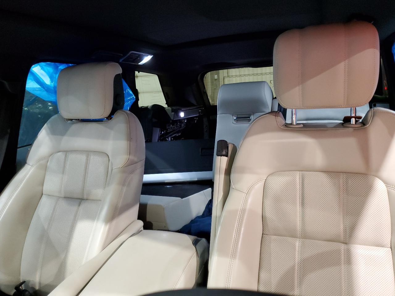 2022 Land Rover Range Rover VIN SALWR2SU4NA202815 Copart auction photo, vandalism damage thumbnail 10