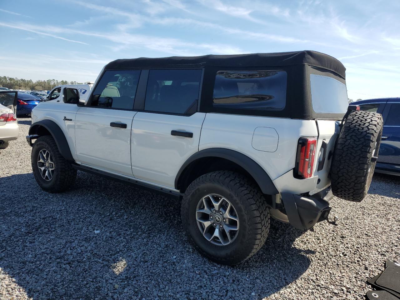 2022 Ford Bronco VIN 1FMEE5DP1NLA80860 Copart auction photo, rear end damage thumbnail 2