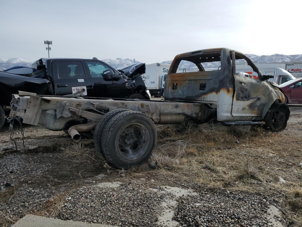 2017 RAM 5500 VIN 3C7WRNBL3HG789985 Copart auction photo, burn damage thumbnail 3