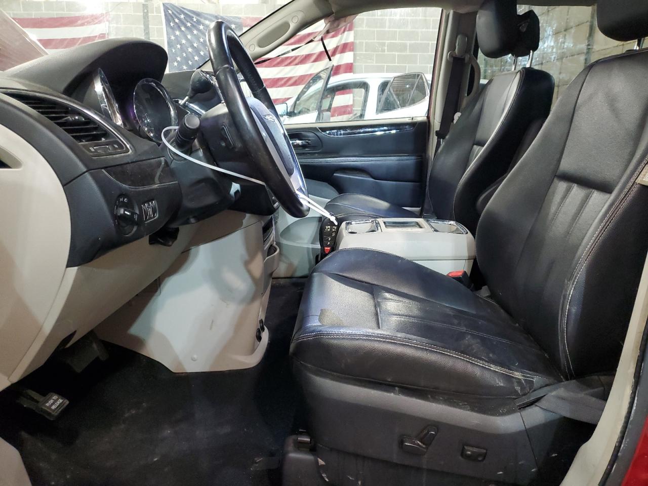 2014 Chrysler Town & Country VIN 2C4RC1BG1ER324375 Copart auction photo, all over / undercarriage damage thumbnail 7