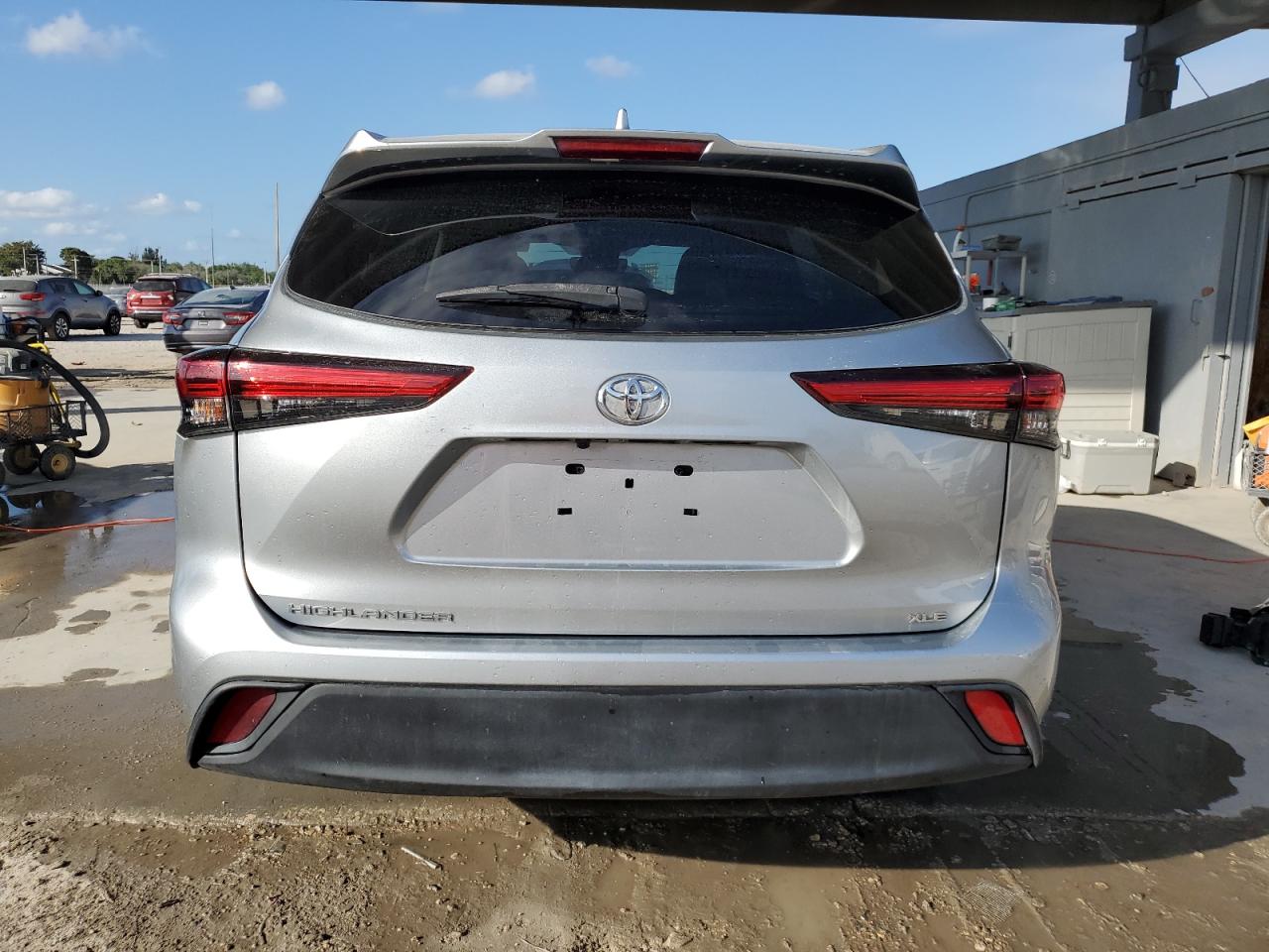 2021 Toyota Highlander VIN 5TDGZRAH0MS038103 Copart auction photo, front end / side damage thumbnail 6