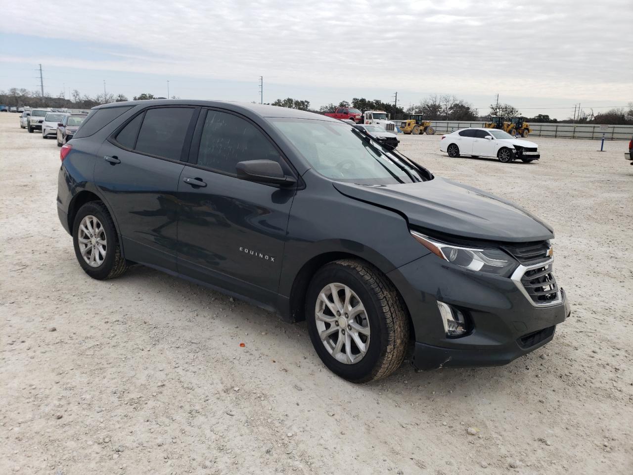 2019 Chevrolet Equinox VIN 3GNAXHEV9KS548679 Copart auction photo, front end / side damage thumbnail 4
