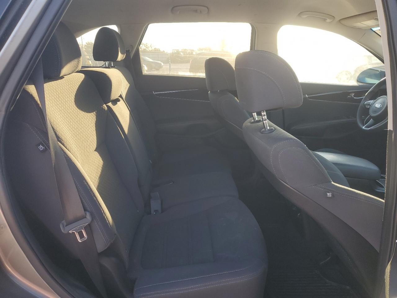 2017 KIA Sorento VIN 5XYPG4A35HG294527 Copart auction photo, side / front end damage thumbnail 11