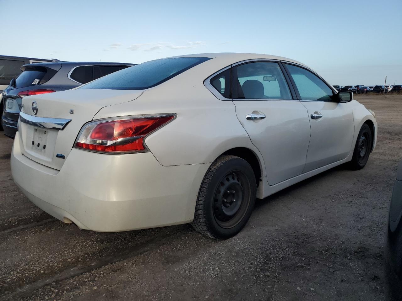2014 Nissan Altima VIN 1N4AL3AP5EC277683 Copart auction photo, water/flood damage thumbnail 3