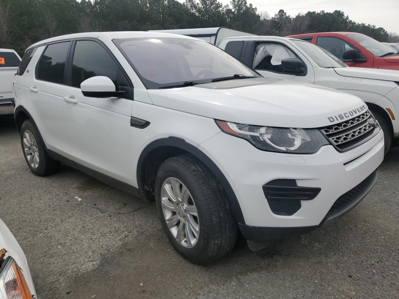 2017 Land Rover Discovery VIN SALCP2BG5HH670454 Copart auction photo, normal wear damage thumbnail 4