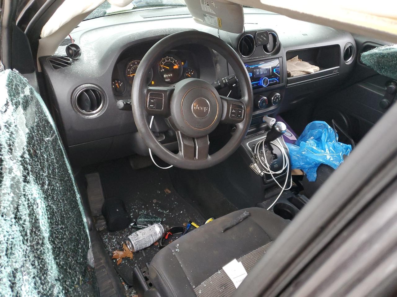 2017 Jeep Liberty (Patriot) VIN 1C4NJPBB9HD132415 Copart auction photo, rollover damage thumbnail 8
