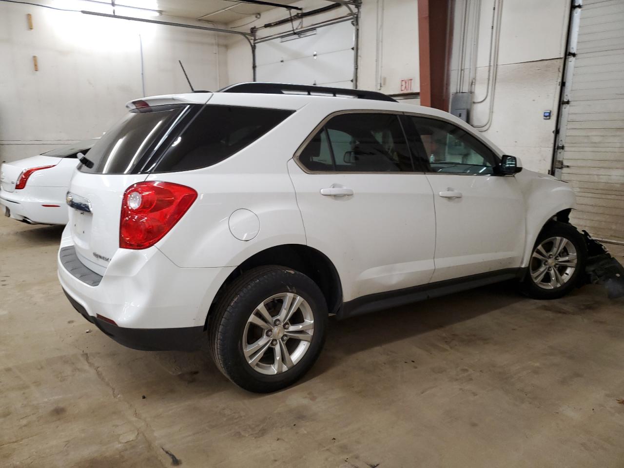 2015 Chevrolet Equinox VIN 1GNALBEK9FZ144613 Copart auction photo, front end / rear end damage thumbnail 3