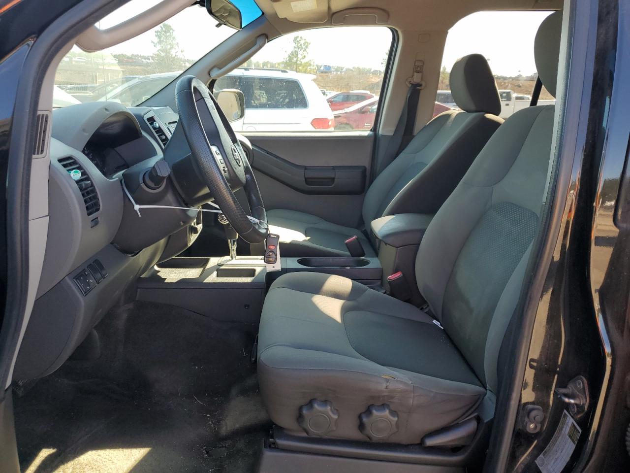 2011 Nissan XTerra VIN 5N1AN0NWXBC501462 Copart auction photo, front end damage thumbnail 7