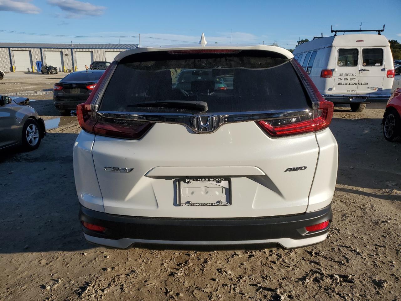 2022 Honda CR-V VIN 2HKRW2H57NH668700 Copart auction photo, minor dent/scratches damage thumbnail 6