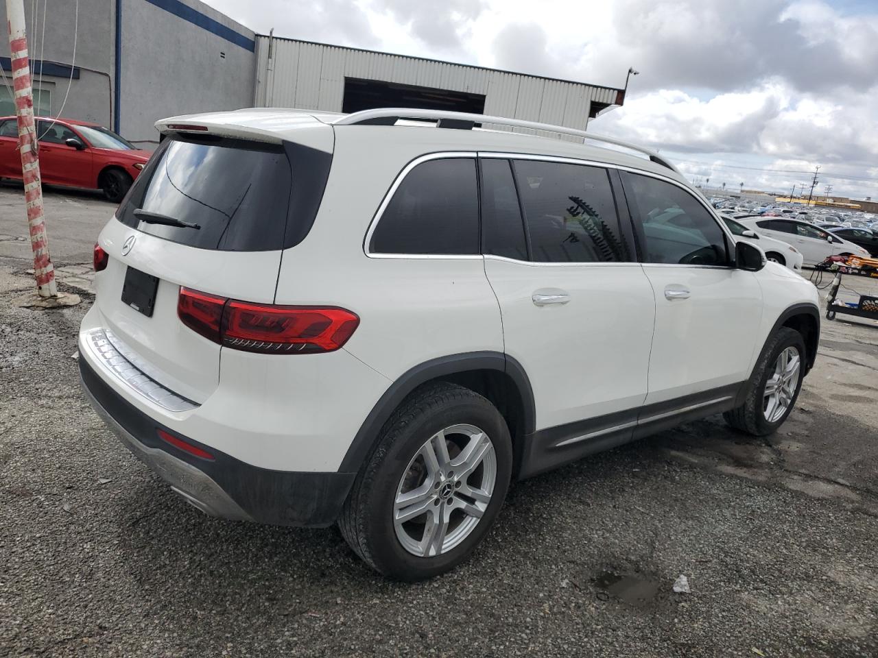2020 Mercedes-Benz GLB VIN W1N4M4GB3LW033671 Copart auction photo, front end damage thumbnail 3