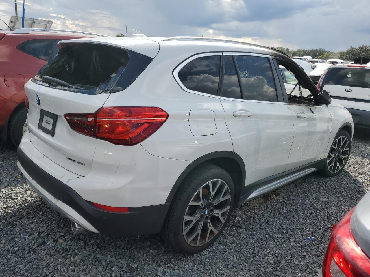 2021 BMW X1 VIN WBXJG7C0XM5U34877 Copart auction photo, water/flood damage thumbnail 3