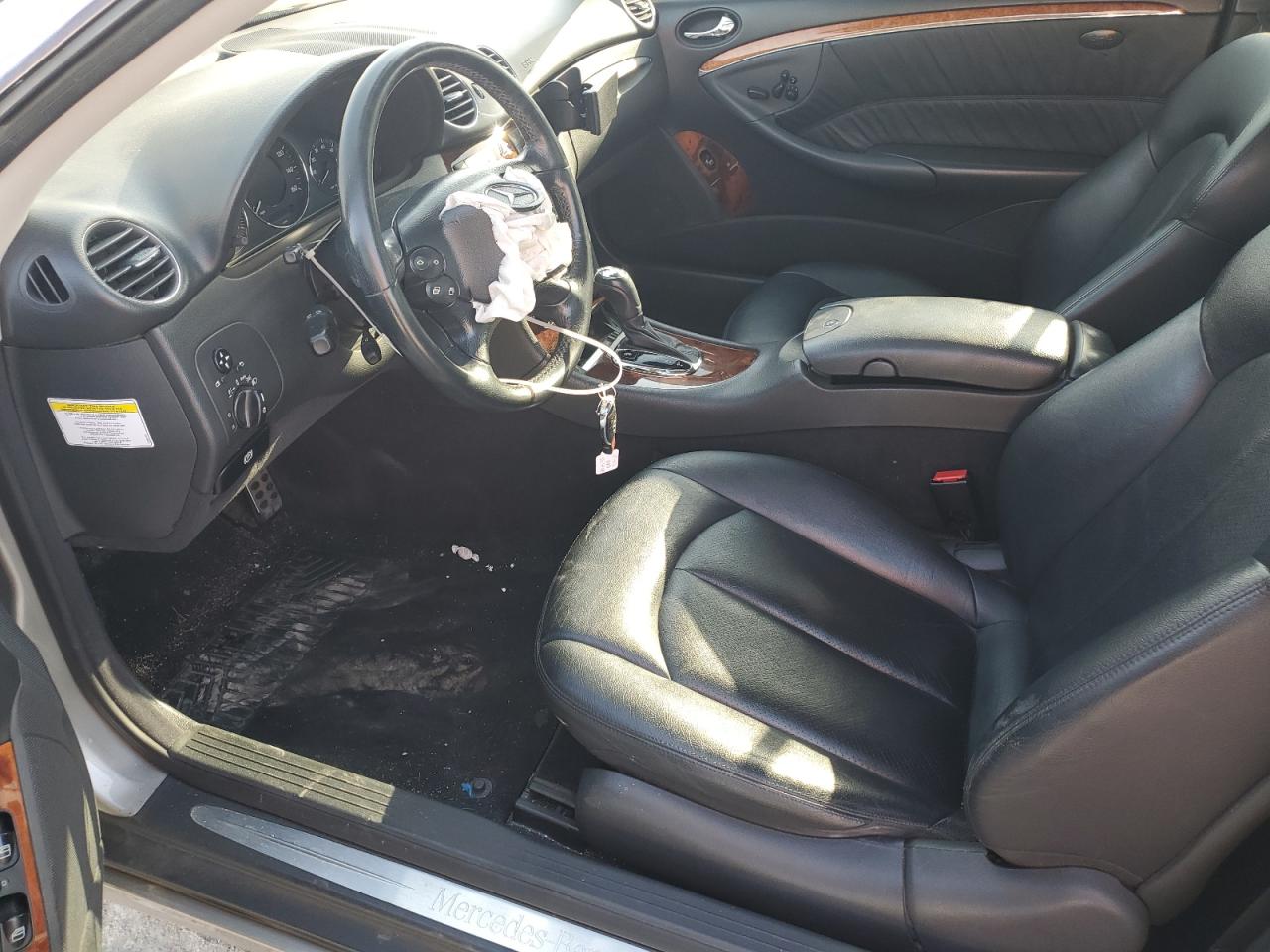 2005 Mercedes-Benz CLK-klasse VIN WDBTJ65J45F153451 Copart auction photo, front end damage thumbnail 7