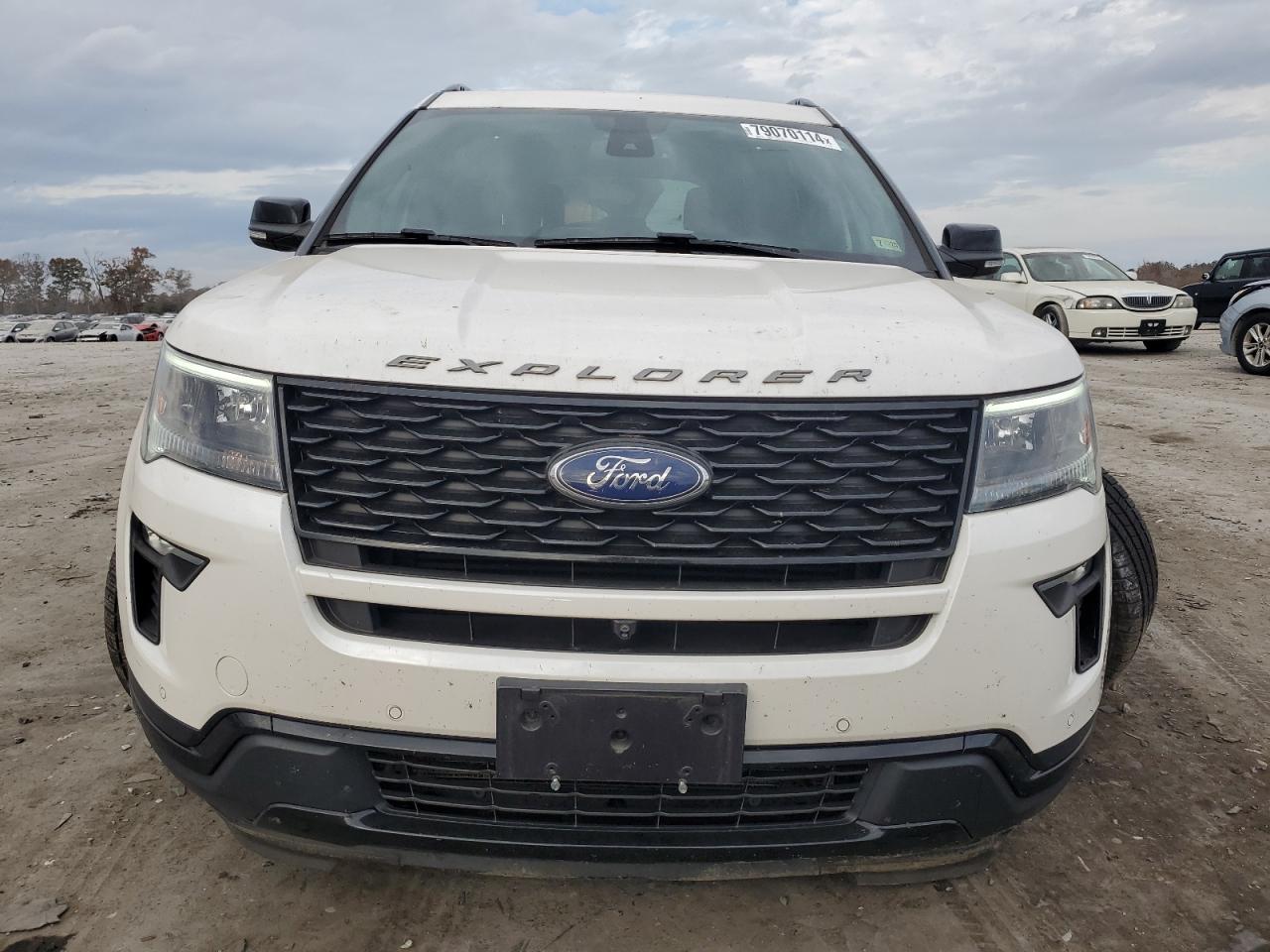 2018 Ford Explorer VIN 1FM5K8GT3JGC64963 Copart auction photo, front end / undercarriage damage thumbnail 5