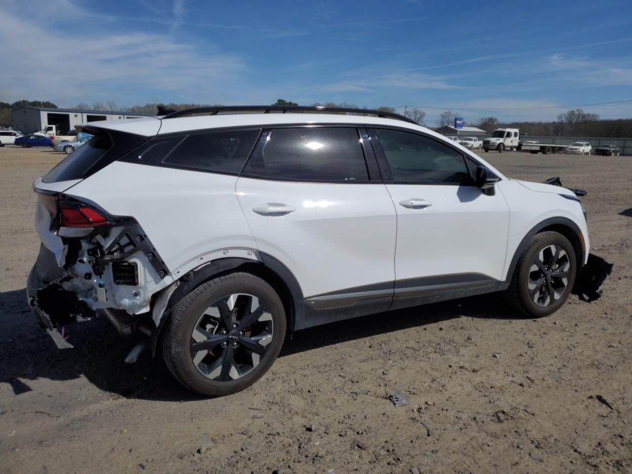 2024 KIA Sportage VIN 5XYK6CDF7RG195609 Copart auction photo, front end / minor dent/scratches damage thumbnail 3