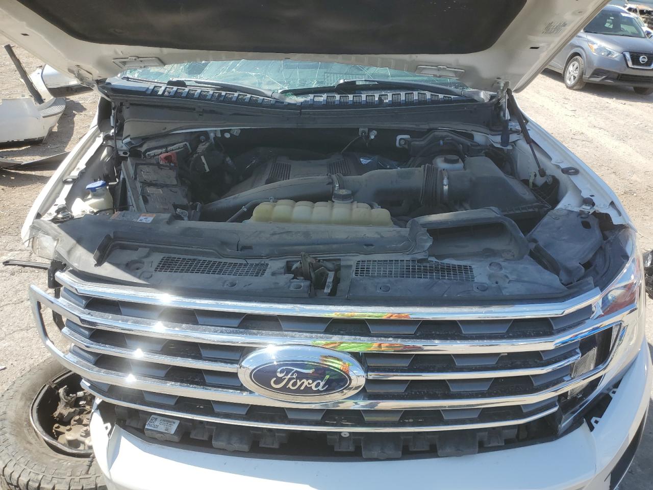 2019 Ford Expedition VIN 1FMJK1JT0KEA85839 Copart auction photo, all over / side damage thumbnail 12