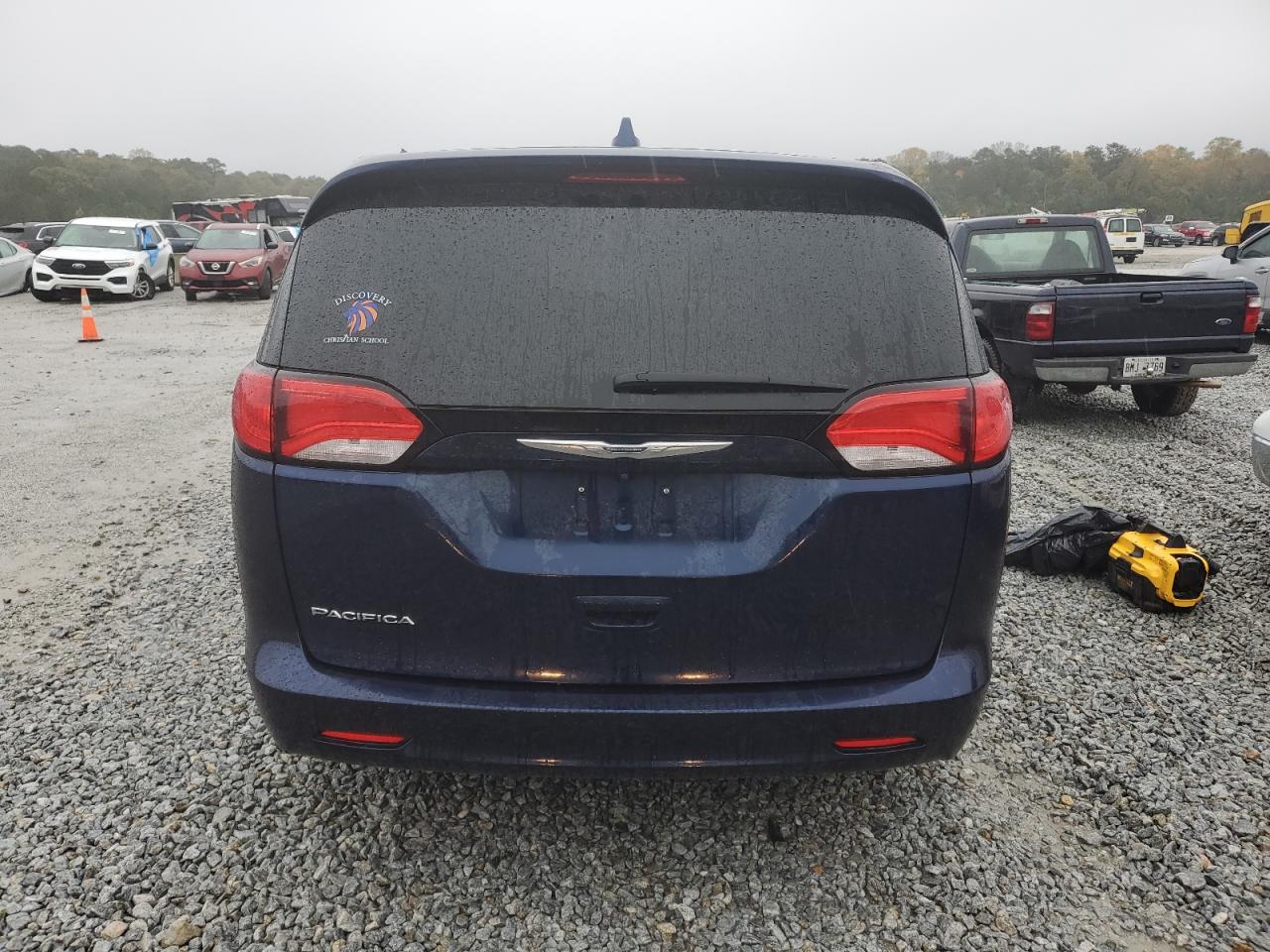 2017 Chrysler Pacifica VIN 2C4RC1DGXHR513141 Copart auction photo, front end damage thumbnail 6