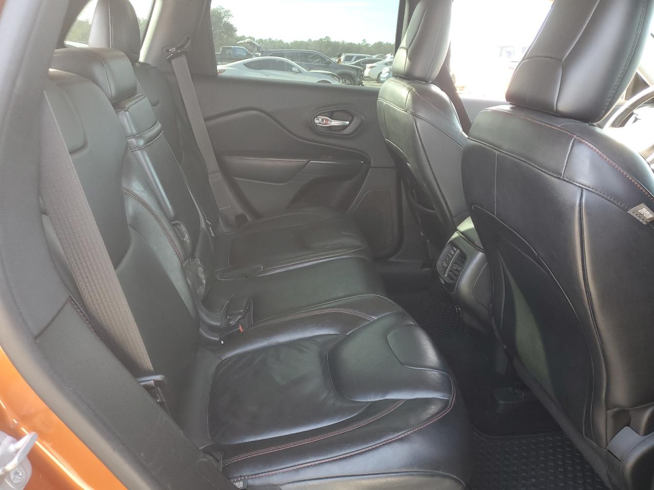 2014 Jeep Cherokee VIN 1C4PJMBS6EW255046 Copart auction photo, side / front end damage thumbnail 11