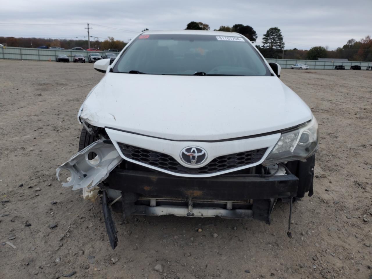 2014 Toyota Camry VIN 4T1BF1FK8EU333385 Copart auction photo, front end / minor dent/scratches damage thumbnail 5