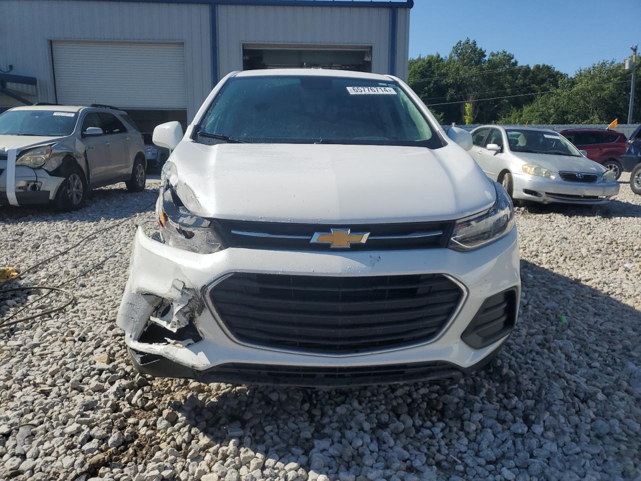 2020 Chevrolet Trax VIN 3GNCJKSB3LL141079 Copart auction photo, front end / side damage thumbnail 5