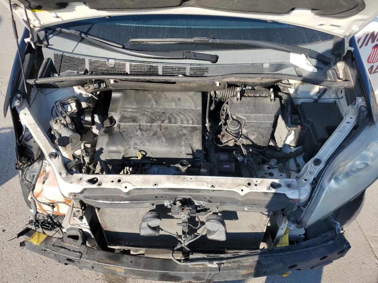 2015 Toyota Sienna VIN 5TDYK3DCXFS677243 Copart auction photo, front end / rear end damage thumbnail 12