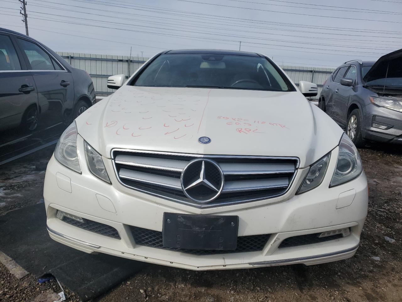 2011 Mercedes-Benz E-klasse VIN WDDKJ5GB8BF082558 Copart auction photo, mechanical / minor dent/scratches damage thumbnail 5