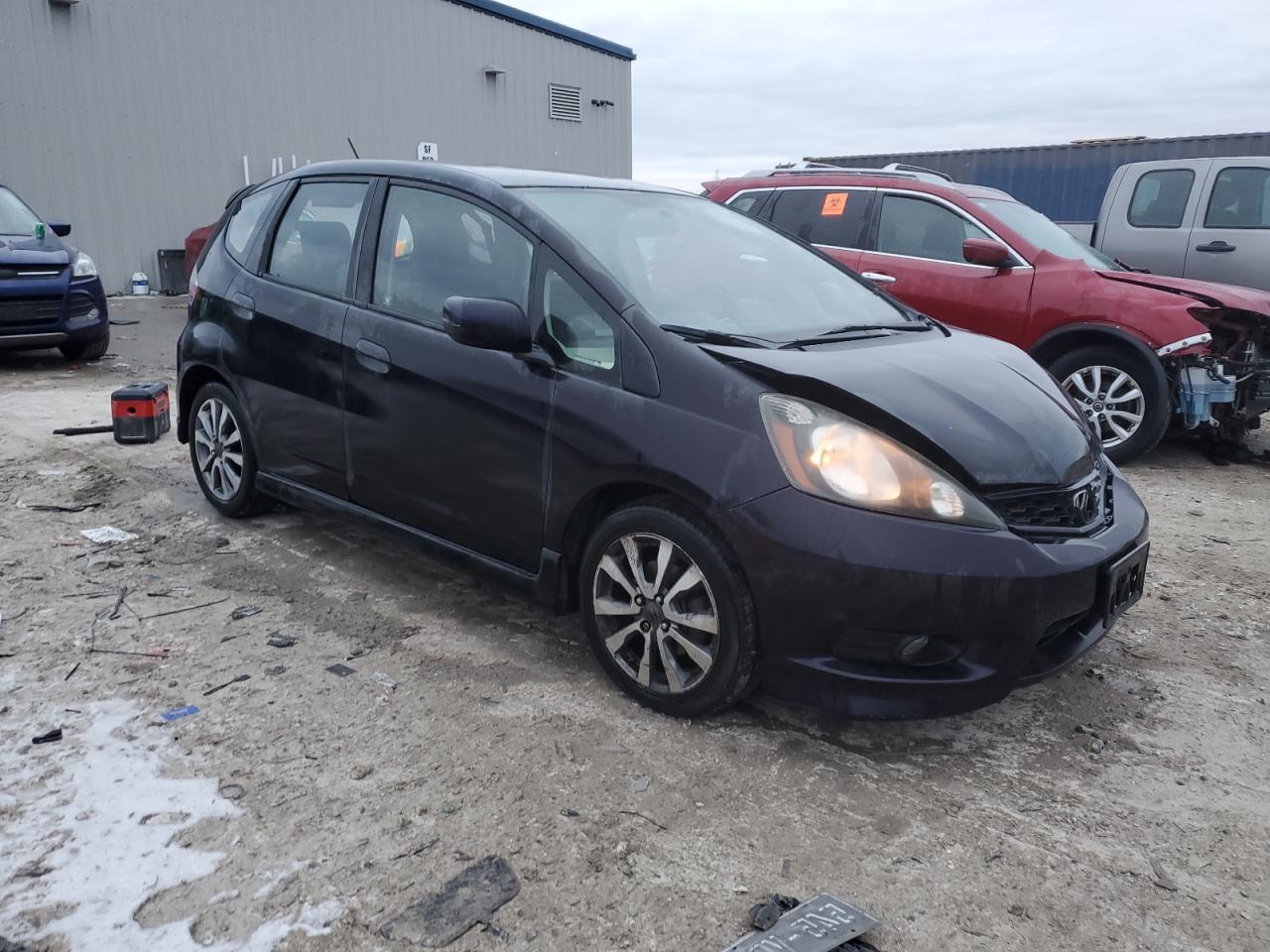 2013 Honda Fit VIN JHMGE8H56DC002238 Copart auction photo, front end damage thumbnail 4