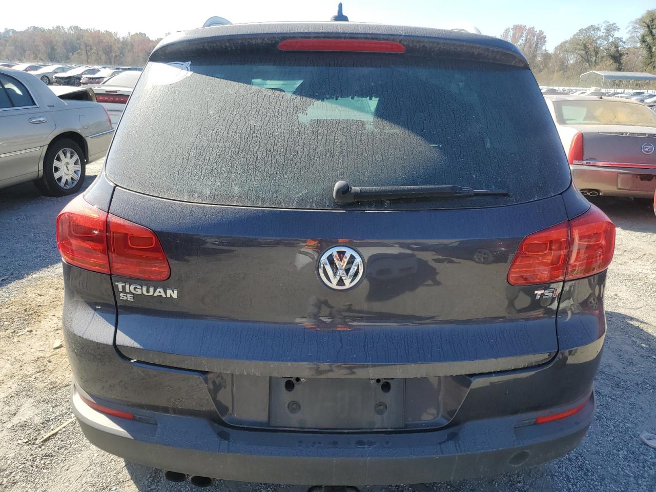 2016 Volkswagen Tiguan VIN WVGBV7AX5GW511155 Copart auction photo, front end damage thumbnail 6