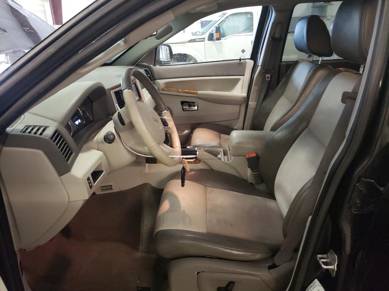 2010 Jeep Grand Cherokee VIN 1J4RR5GT9AC149267 Copart auction photo, front end / side damage thumbnail 7