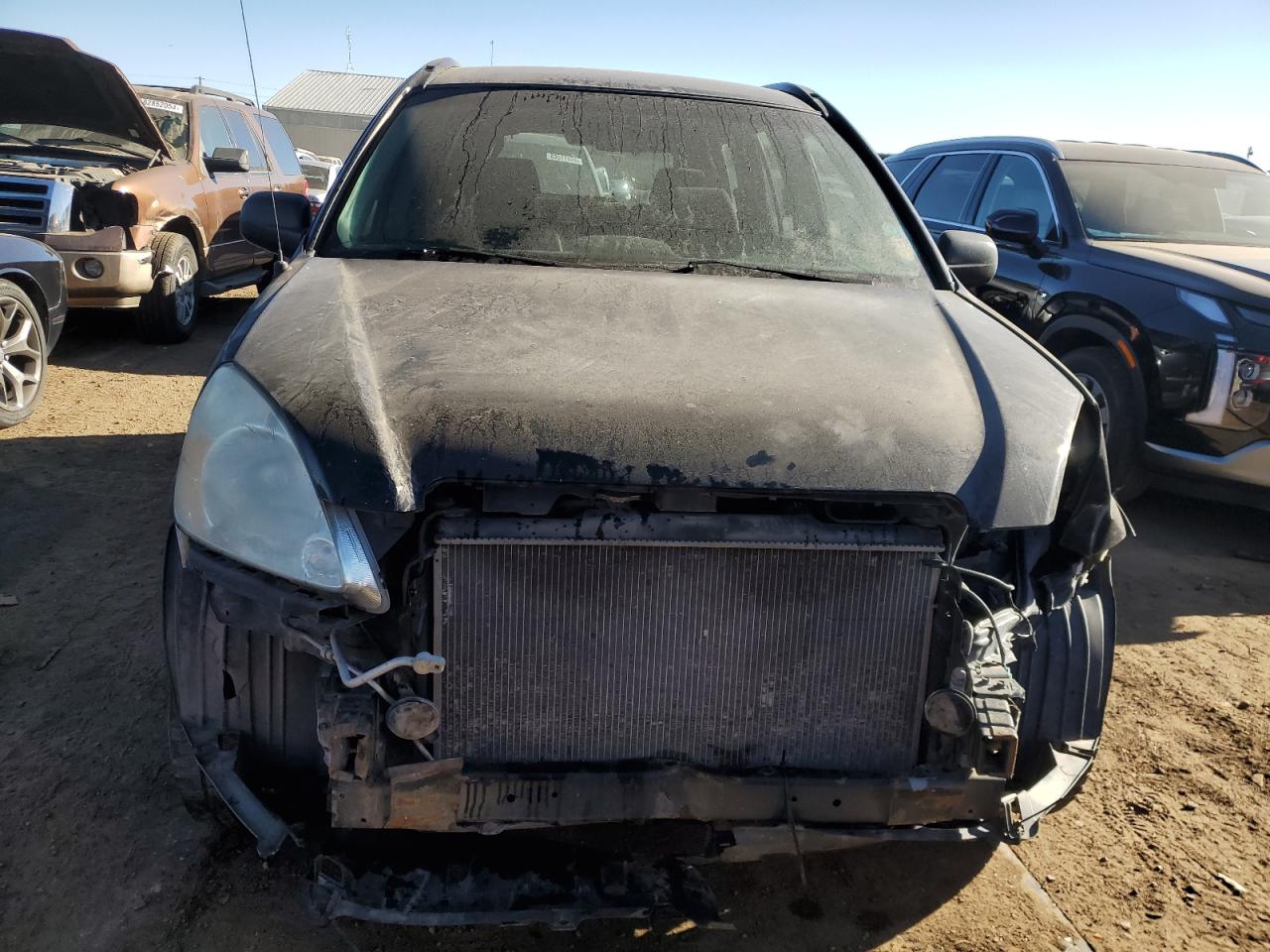 2004 Honda CR-V VIN JHLRD774X4C043703 Copart auction photo, front end / side damage thumbnail 5