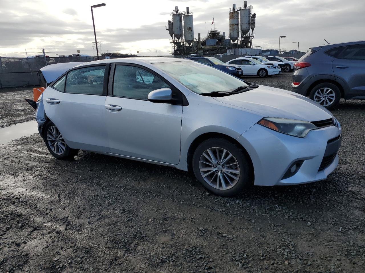 2014 Toyota Corolla VIN 5YFBURHE2EP165496 Copart auction photo, rear end damage thumbnail 4