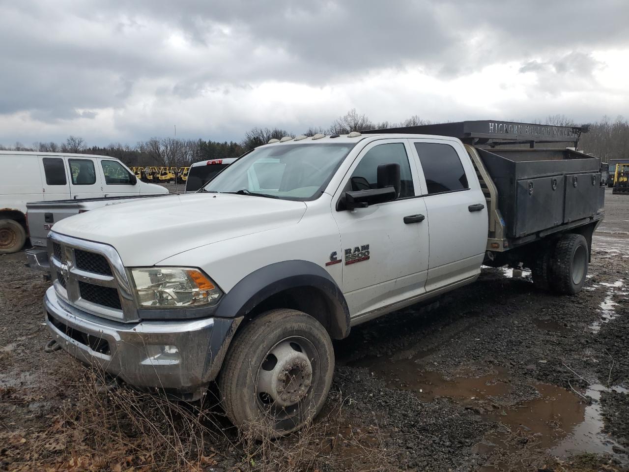 2015 RAM 5500 VIN 3C7WRNFL7FG675012 Copart auction photo, burn damage thumbnail 2